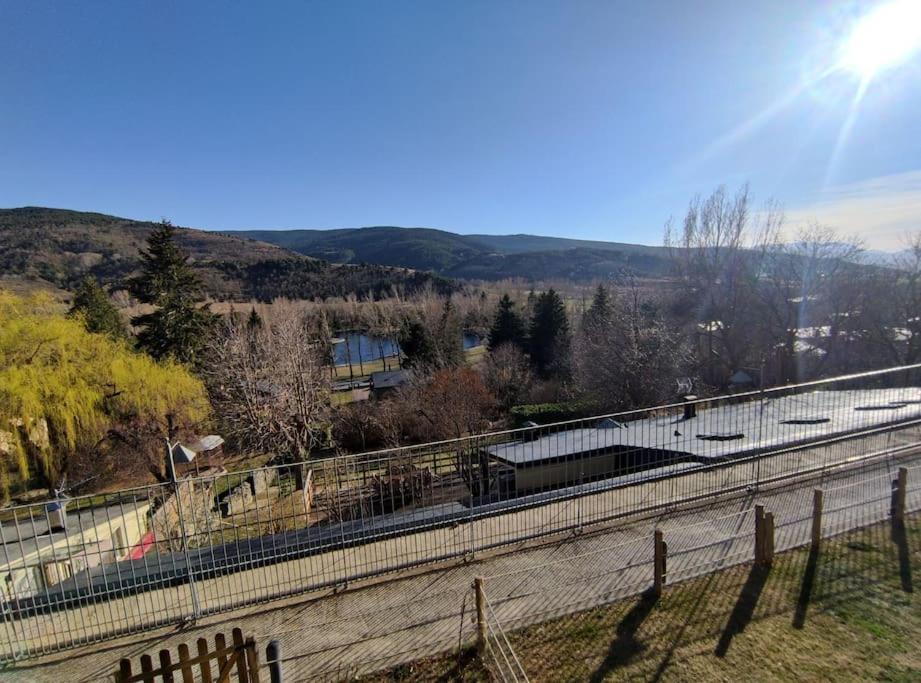 Ideal Parejas - Tranquilidad Y Naturaleza - Vistas Al Lago Osséja Exterior photo